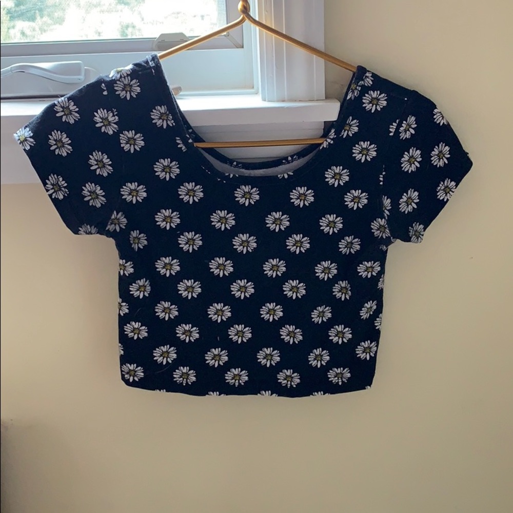 Daisy crop top🌼
